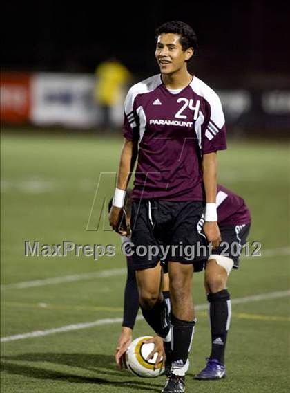 Thumbnail 3 in Paramount vs. Crescenta Valley (CIF SoCal D1 Final) photogallery.