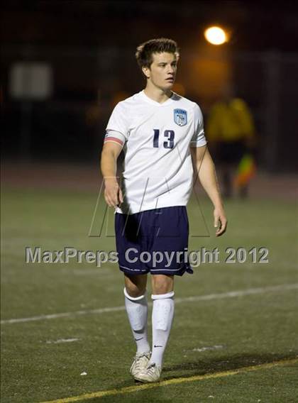 Thumbnail 2 in Paramount vs. Crescenta Valley (CIF SoCal D1 Final) photogallery.