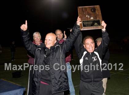 Thumbnail 2 in Paramount vs. Crescenta Valley (CIF SoCal D1 Final) photogallery.
