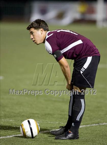 Thumbnail 1 in Paramount vs. Crescenta Valley (CIF SoCal D1 Final) photogallery.