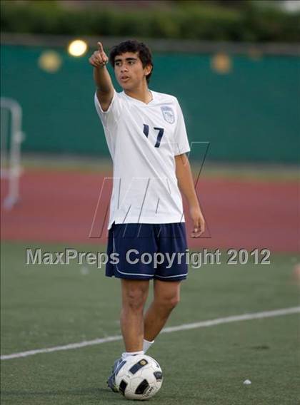 Thumbnail 2 in Paramount vs. Crescenta Valley (CIF SoCal D1 Final) photogallery.