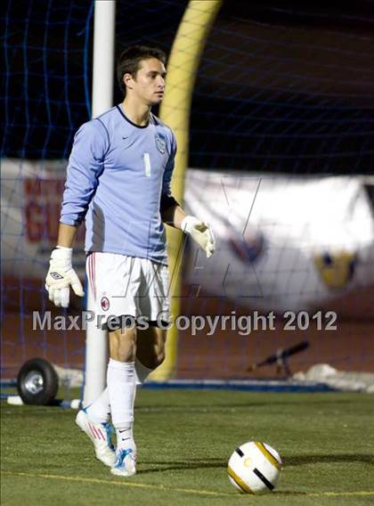 Thumbnail 2 in Paramount vs. Crescenta Valley (CIF SoCal D1 Final) photogallery.