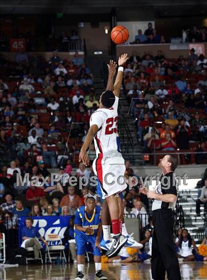 Thumbnail 1 in Marcus vs. Lakeview Centennial (UIL 5A Final) photogallery.
