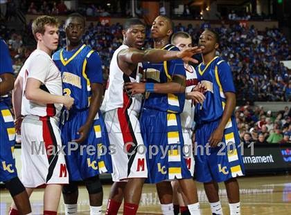 Thumbnail 3 in Marcus vs. Lakeview Centennial (UIL 5A Final) photogallery.