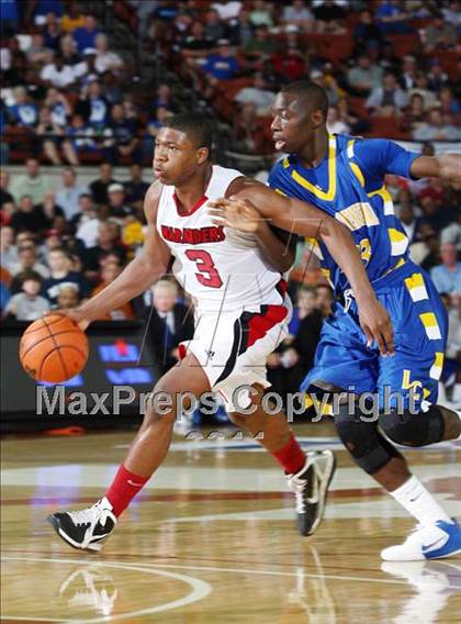 Thumbnail 3 in Marcus vs. Lakeview Centennial (UIL 5A Final) photogallery.