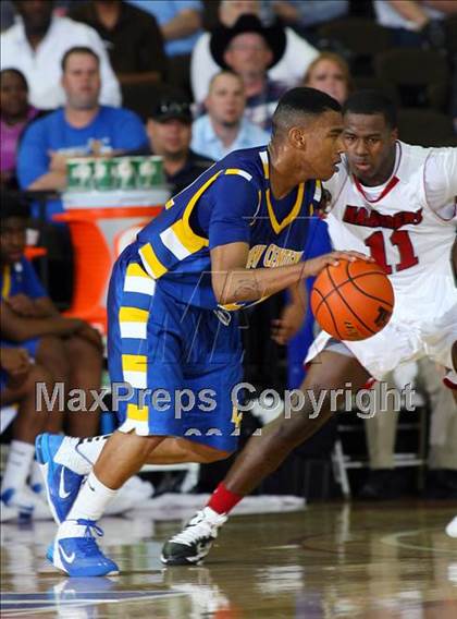 Thumbnail 3 in Marcus vs. Lakeview Centennial (UIL 5A Final) photogallery.