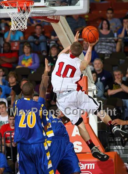 Thumbnail 1 in Marcus vs. Lakeview Centennial (UIL 5A Final) photogallery.