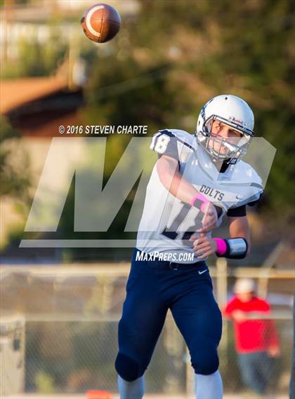 Thumbnail 3 in Silver vs. Cobre photogallery.