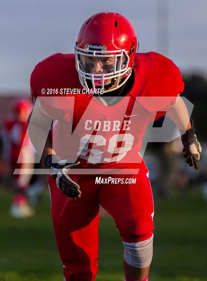 Thumbnail 2 in Silver vs. Cobre photogallery.