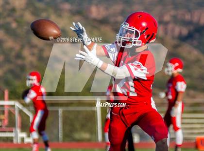 Thumbnail 3 in Silver vs. Cobre photogallery.