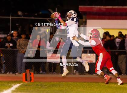 Thumbnail 2 in Silver vs. Cobre photogallery.