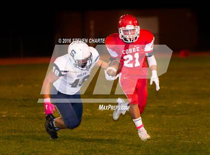 Thumbnail 2 in Silver vs. Cobre photogallery.