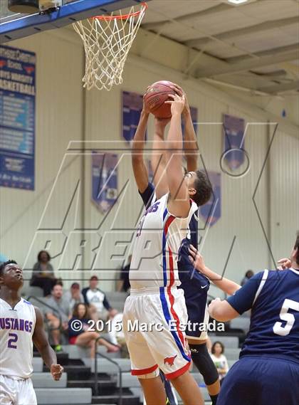 Thumbnail 2 in Northside Christian vs Strong Rock Christian (Mustang Invitational Tournament) photogallery.