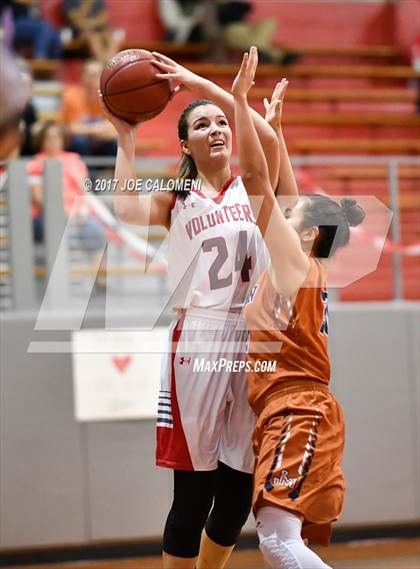 Thumbnail 3 in Madison vs Lee [Robert E.] photogallery.