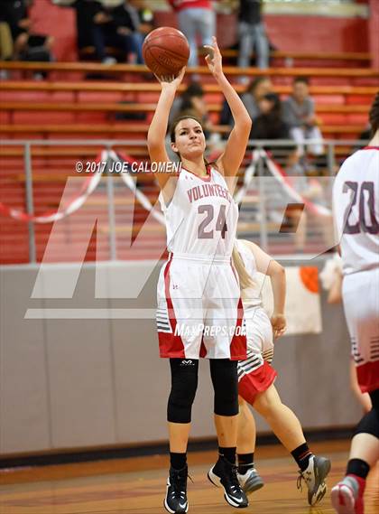 Thumbnail 2 in Madison vs Lee [Robert E.] photogallery.
