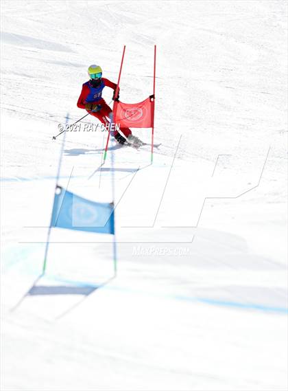 Thumbnail 1 in CHSAA Giant Slalom Championship photogallery.