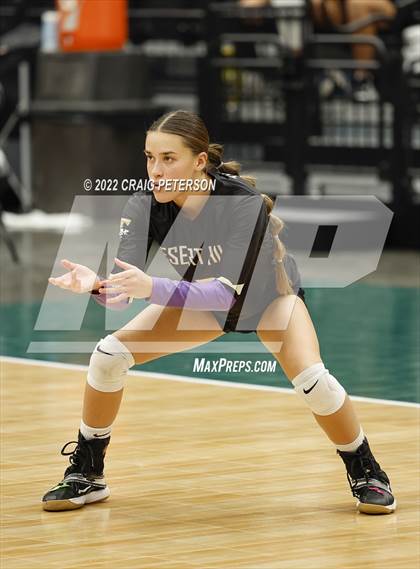 Thumbnail 2 in Desert Hills vs. Ridgeline (UHSAA 4A Final) photogallery.
