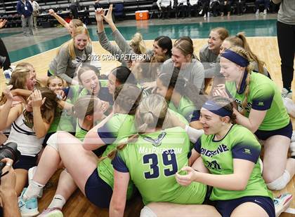 Thumbnail 1 in Desert Hills vs. Ridgeline (UHSAA 4A Final) photogallery.
