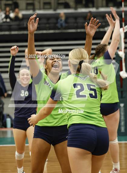 Thumbnail 3 in Desert Hills vs. Ridgeline (UHSAA 4A Final) photogallery.
