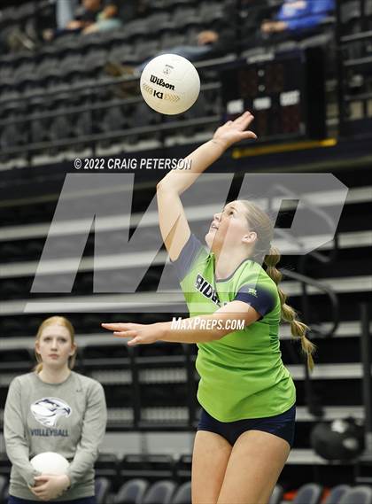 Thumbnail 3 in Desert Hills vs. Ridgeline (UHSAA 4A Final) photogallery.