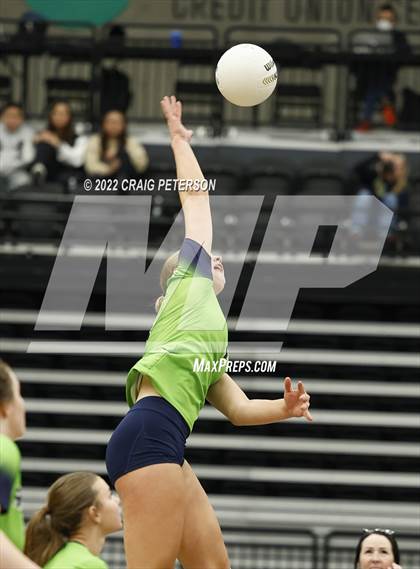 Thumbnail 1 in Desert Hills vs. Ridgeline (UHSAA 4A Final) photogallery.