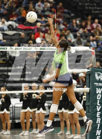 Thumbnail 3 in Desert Hills vs. Ridgeline (UHSAA 4A Final) photogallery.