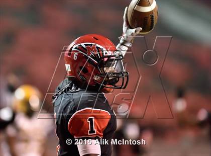 Thumbnail 3 in Bunn vs. Monroe (NCHSAA Class 2AA Final) photogallery.