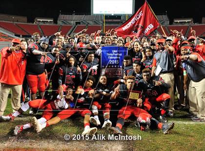 Thumbnail 2 in Bunn vs. Monroe (NCHSAA Class 2AA Final) photogallery.
