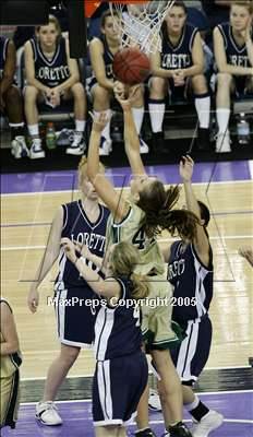 Thumbnail 2 in Loretto vs. Hilmar (D4 Sec. Final)#2 photogallery.