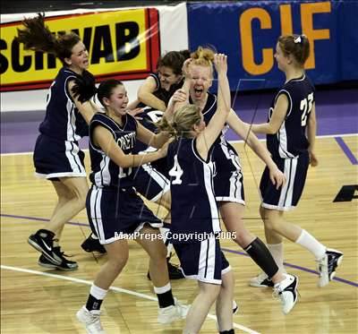 Thumbnail 1 in Loretto vs. Hilmar (D4 Sec. Final)#2 photogallery.