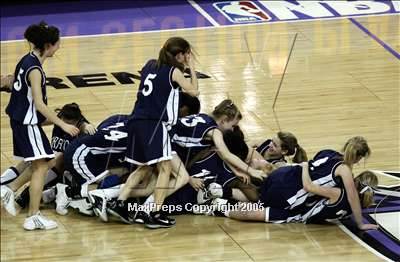 Thumbnail 1 in Loretto vs. Hilmar (D4 Sec. Final)#2 photogallery.
