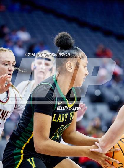 Thumbnail 3 in Whitney vs. Vanden (CIF SJS D2 Final) photogallery.