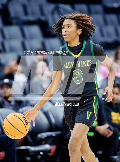 Thumbnail 1 in Whitney vs. Vanden (CIF SJS D2 Final) photogallery.