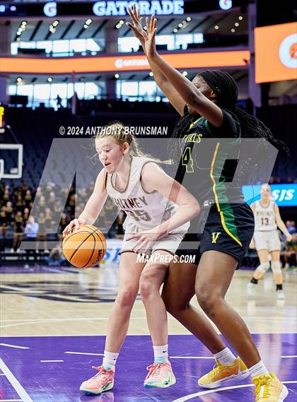 Thumbnail 3 in Whitney vs. Vanden (CIF SJS D2 Final) photogallery.
