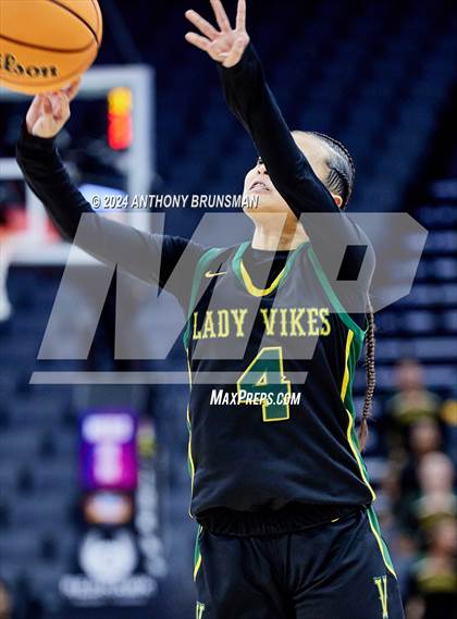 Thumbnail 3 in Whitney vs. Vanden (CIF SJS D2 Final) photogallery.