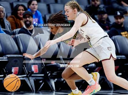 Thumbnail 2 in Whitney vs. Vanden (CIF SJS D2 Final) photogallery.
