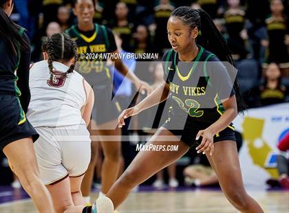 Thumbnail 1 in Whitney vs. Vanden (CIF SJS D2 Final) photogallery.