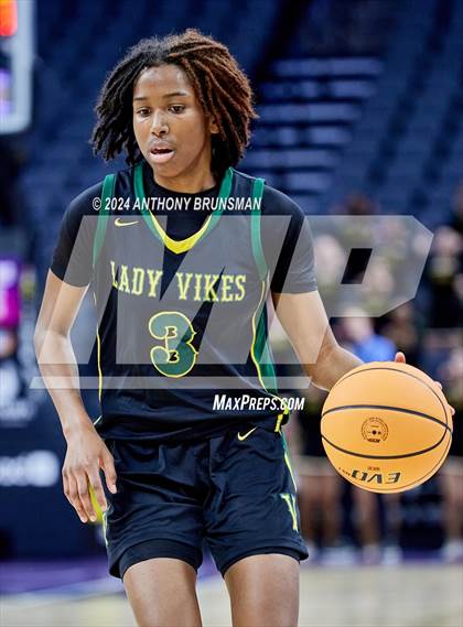 Thumbnail 2 in Whitney vs. Vanden (CIF SJS D2 Final) photogallery.