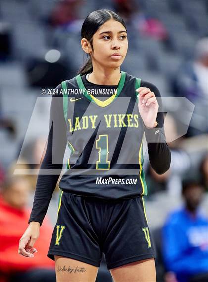 Thumbnail 2 in Whitney vs. Vanden (CIF SJS D2 Final) photogallery.