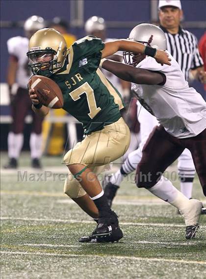 Thumbnail 2 in St. Joseph Regional vs. St. Peter's Prep (Kickoff Classic @ Giants Stadium) photogallery.