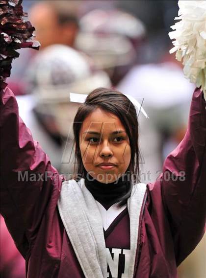 Thumbnail 3 in Rockwall-Heath vs. Ennis (Class 4A, Division II, Region 2 semifinal) photogallery.