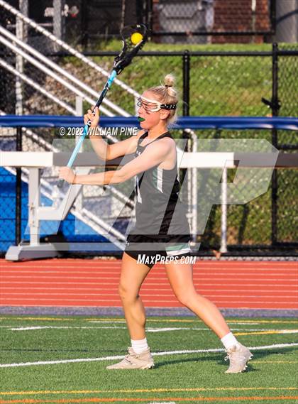 Thumbnail 1 in Shenendehowa vs. Kingston (NYSPHSAA Class A Regional Semifinal) photogallery.