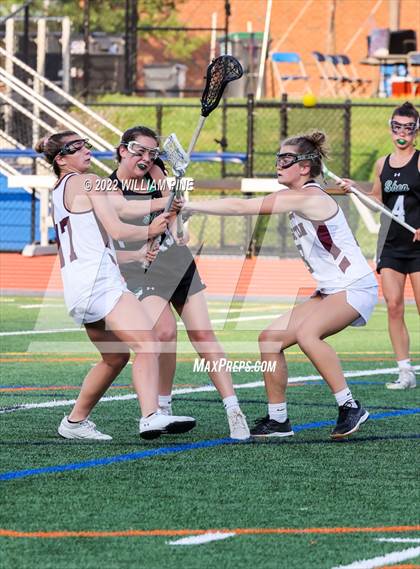 Thumbnail 2 in Shenendehowa vs. Kingston (NYSPHSAA Class A Regional Semifinal) photogallery.