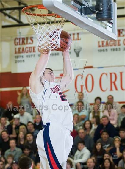 Thumbnail 2 in Modesto Christian vs. St. Mary's (CIF NorCal Semifinals) photogallery.
