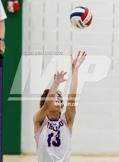 Thumbnail 2 in Fountain-Fort Carson vs. Thornton (CHSAA 5A Round 2) photogallery.