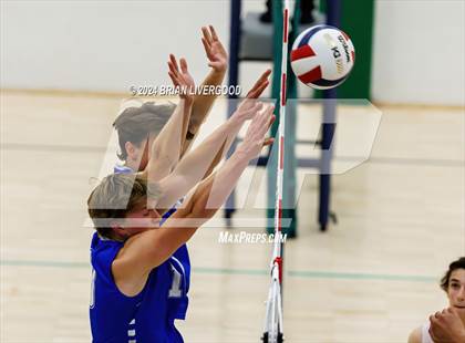 Thumbnail 2 in Fountain-Fort Carson vs. Thornton (CHSAA 5A Round 2) photogallery.