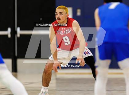 Thumbnail 1 in Fountain-Fort Carson vs. Thornton (CHSAA 5A Round 2) photogallery.