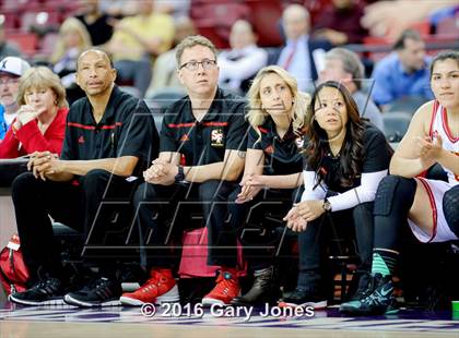 Thumbnail 2 in Castro Valley vs. St. Francis (CIF NorCal Regional D1 Final) photogallery.