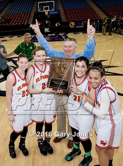 Thumbnail 3 in Castro Valley vs. St. Francis (CIF NorCal Regional D1 Final) photogallery.