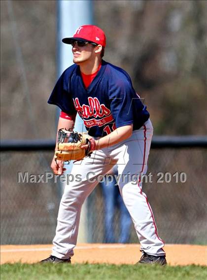 Thumbnail 3 in Halls vs Grainger County (Anderson County) photogallery.